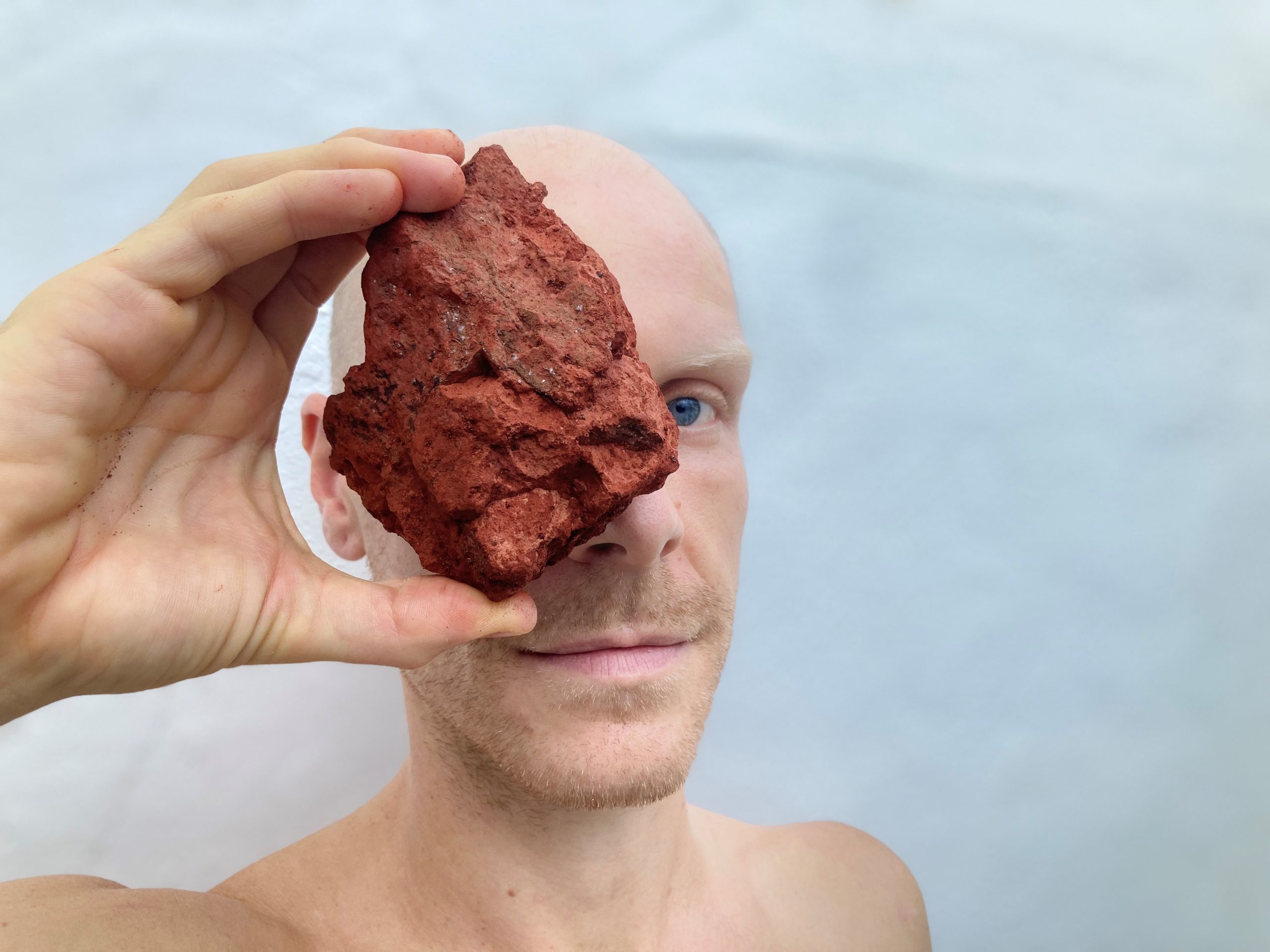 ‘Almagre’, una obra de danza que se inspira en la Cueva Pintada post thumbnail image