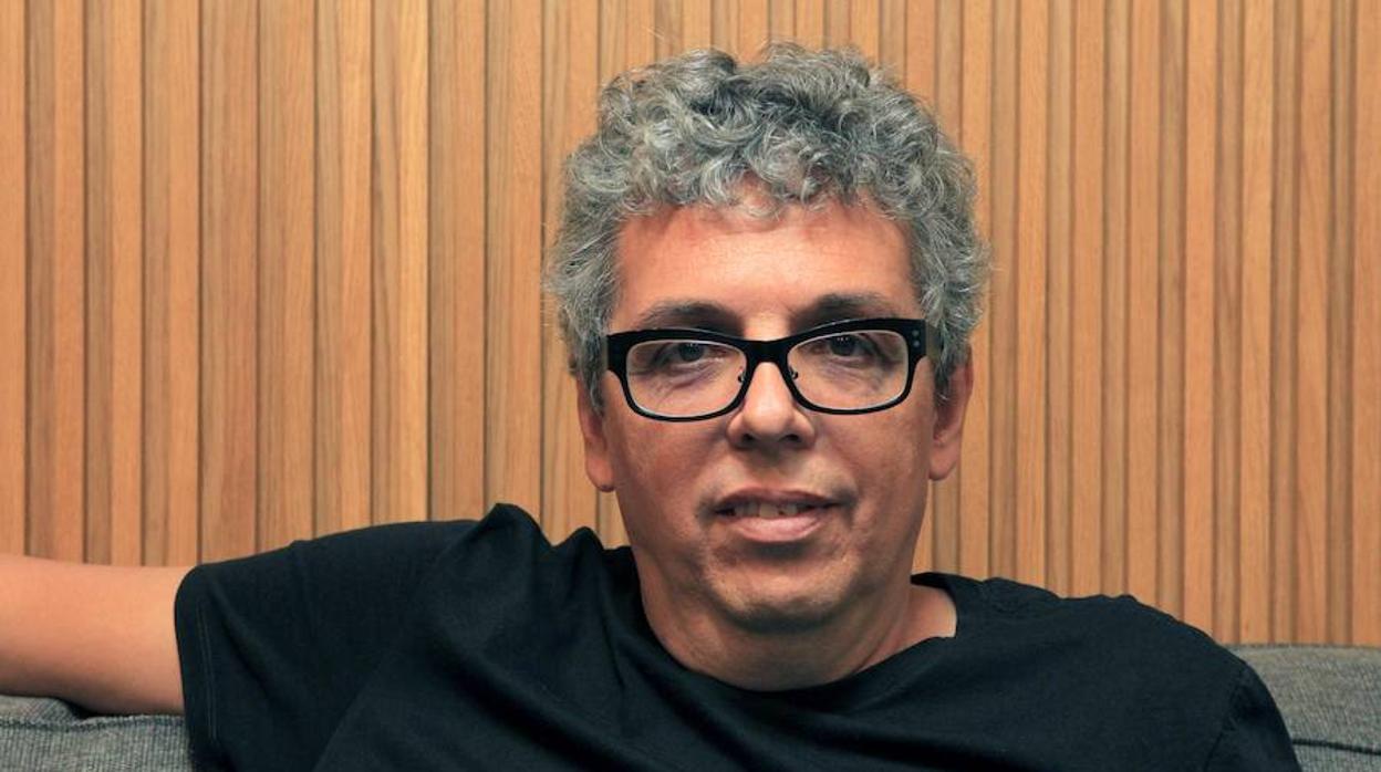 Pedro Guerra: “Seguiré machacando mis mensajes para que triunfe la sensatez” post thumbnail image