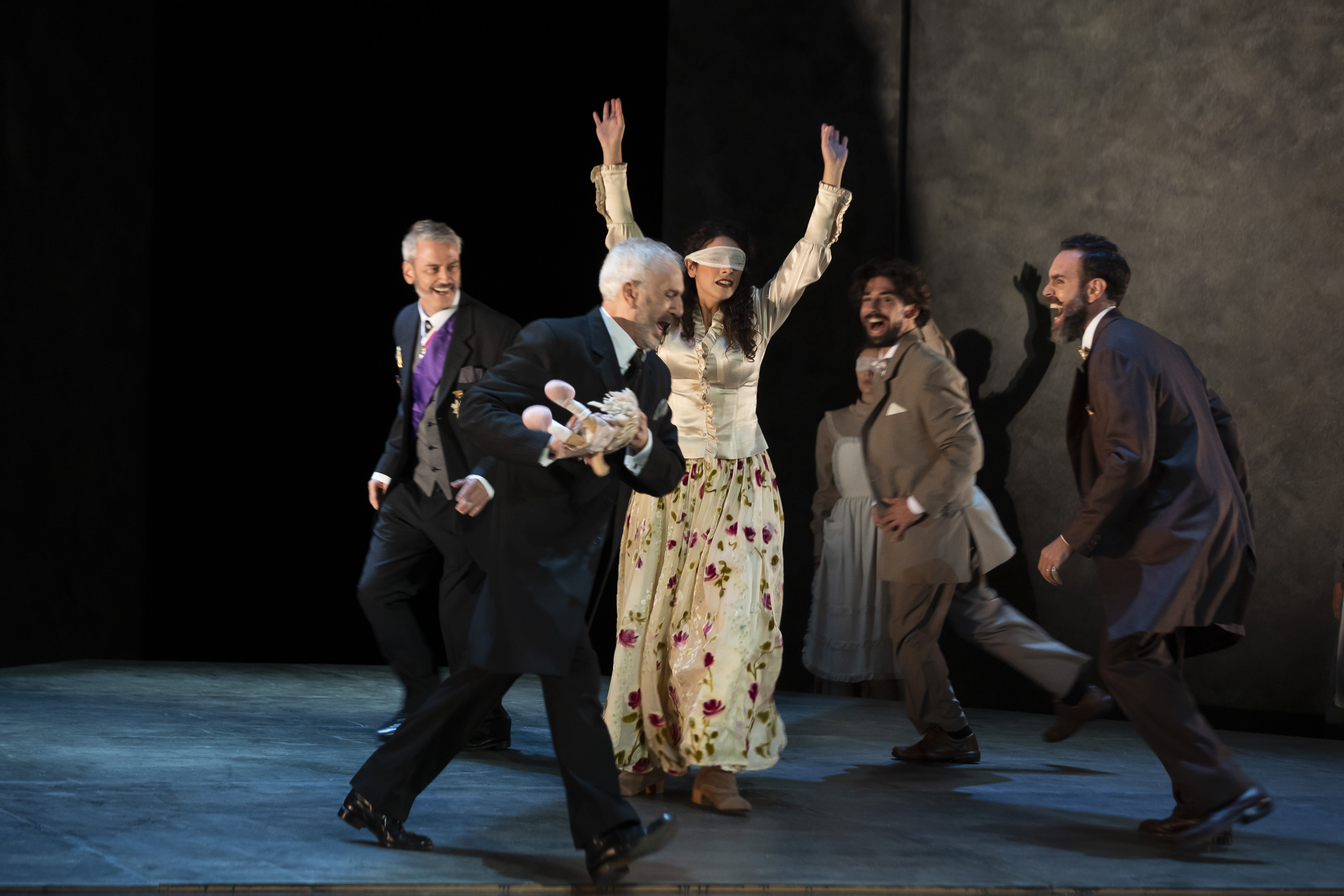 ‘Electra Solidaria’ en el Teatro Pérez Galdós con los damnificados de La Palma post thumbnail image